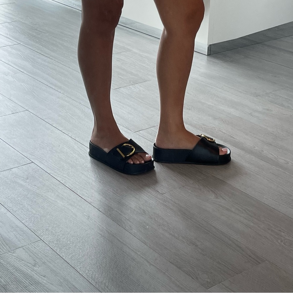 Platform sandals